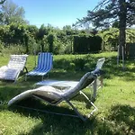 Du Merle Bed & Breakfast